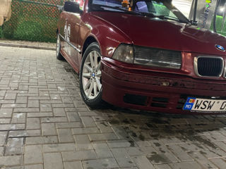 BMW 3 Series foto 1