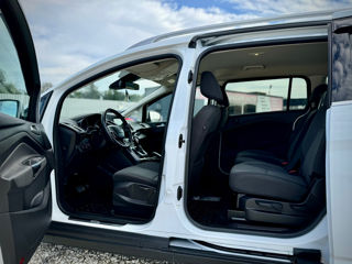 Ford C-Max foto 10