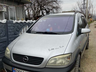 Opel Zafira foto 9