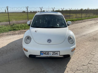 Volkswagen New Beetle foto 2