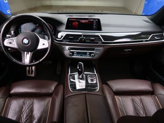 BMW 7 Series foto 6