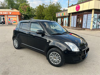 Suzuki Swift фото 3