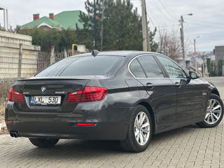 BMW 5 Series foto 4