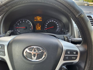 Toyota Avensis foto 7