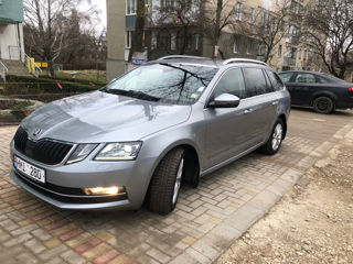 Skoda Octavia foto 2