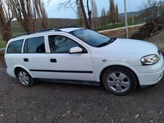 Opel Astra foto 2