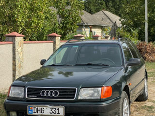 Audi 100 foto 1