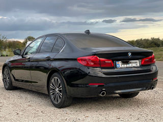 BMW 5 Series foto 4