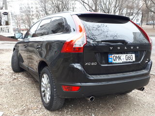 Volvo XC60 foto 3