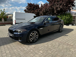 BMW 5 Series foto 4