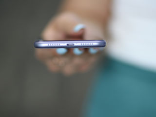 Apple iPhone 11 128GB Purple Reused foto 2