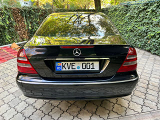 Mercedes E-Class foto 6