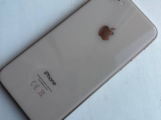 iPhone 8 64gb gold foto 2