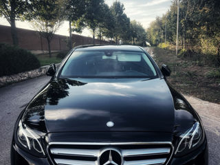 Mercedes E class de la 60 €