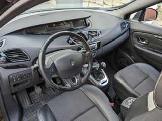 Renault Grand Scenic foto 7