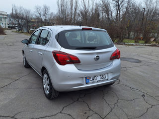 Opel Corsa foto 4