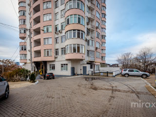 Apartament cu 2 camere, 84 m², Centru, Chișinău foto 14