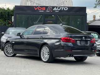 BMW 5 Series foto 5