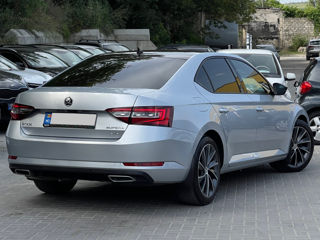 Skoda Superb foto 3