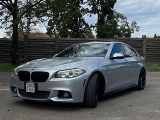 BMW 5 Series foto 4