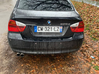 BMW 3 Series foto 3