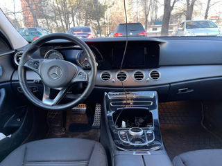 Mercedes E-Class foto 7