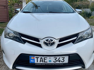 Toyota Auris фото 6