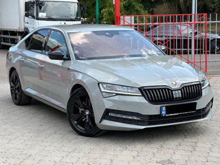 Skoda Superb foto 4