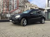 Mercedes ML Class foto 2