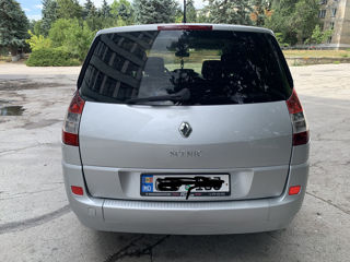 Renault Grand Scenic foto 6