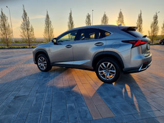 Lexus NX Series foto 2