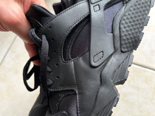 Nike Air Huarache OG 'Triple Black' foto 2