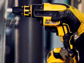 Masina De Insurubat Cu Acumulator Dewalt Dcf620D2K foto 4