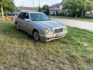 Mercedes E-Class