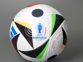 Minge de fotbal oficială de la Euro 2024 foto 1