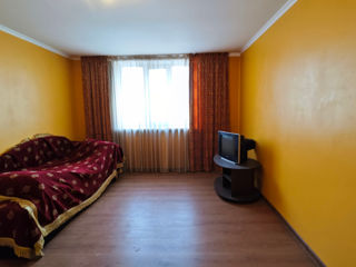 Apartament cu 3 camere, 66 m², Gara de nord, Bălți