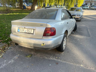 Audi A4 foto 4