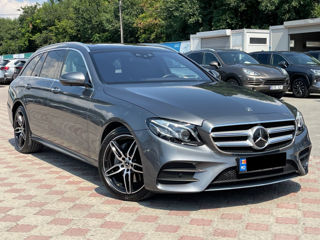 Mercedes E-Class foto 5