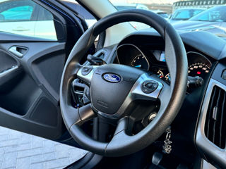 Ford Focus foto 9