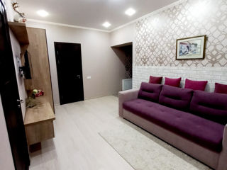 Apartament cu 2 camere, 85 m², Buiucani, Chișinău foto 1
