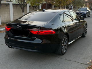 Jaguar XF foto 6