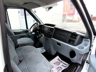 Ford Transit 2.2 115 cai foto 7