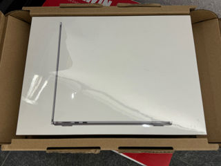 MacBook Air 13,6 M2 foto 1