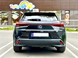 Lexus UX foto 5