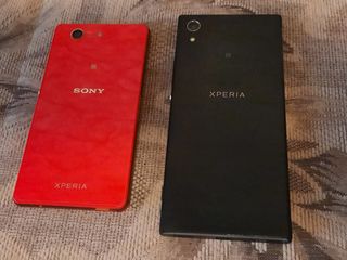 Sony--xa1  sony--z3 compact foto 2