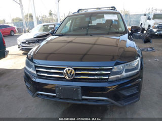 Volkswagen Tiguan foto 2