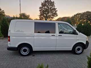 Volkswagen T5 foto 5