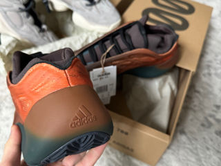 Yeezy boost 700 фото 7