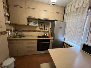 Apartament cu 2 camere, 49 m², Botanica, Chișinău foto 10