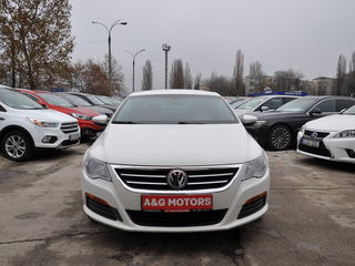 Volkswagen Passat CC foto 2